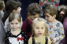 Знайомство продовжується Знайомство продовжується